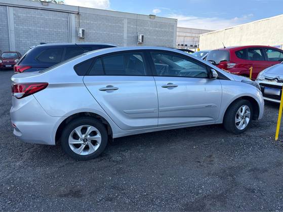 HYUNDAI HB20S 1.6 COMFORT STYLE 16V FLEX 4P MANUAL HYUNDAI HB20S 1.6 COMFORT STYLE 16V FLEX 4P MANUAL